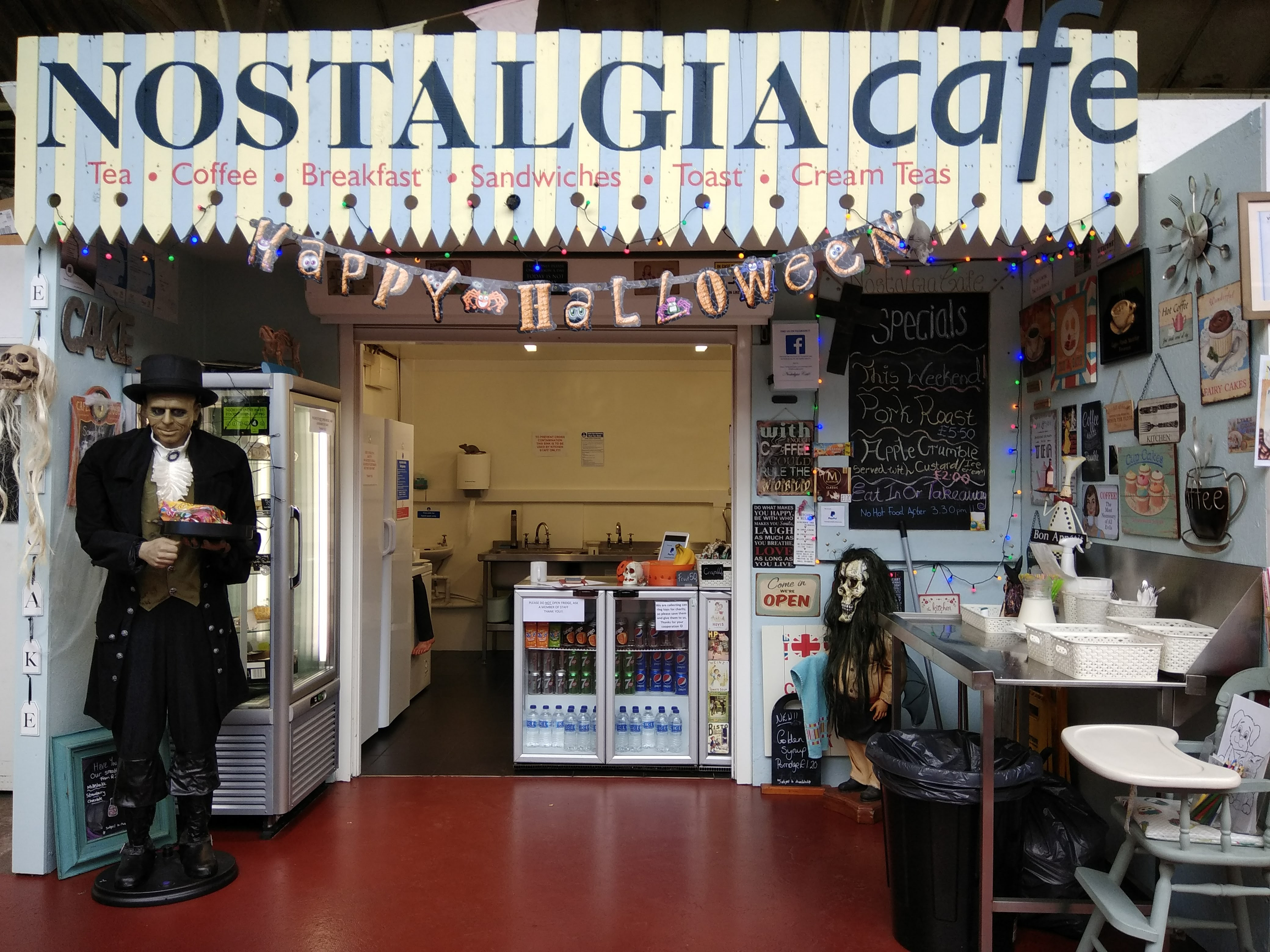 Nostalgia Cafe in Cardiff Flea Market decorated for halloween
