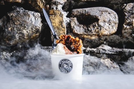 Liquid nitrogen ice cream