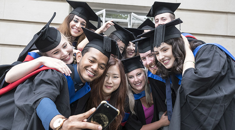 Graduating Cardiff Univertsity Students take a group selfie